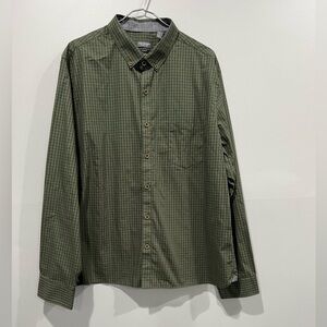 VAN HEUSEN long sleeve men olive green classic shirt /size XL